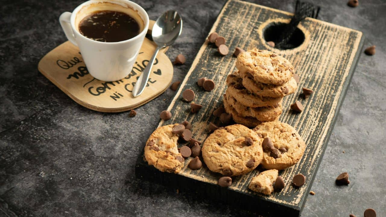 Decoding the Bakels Cookie Ch Chip 25g 12.5 Specifications