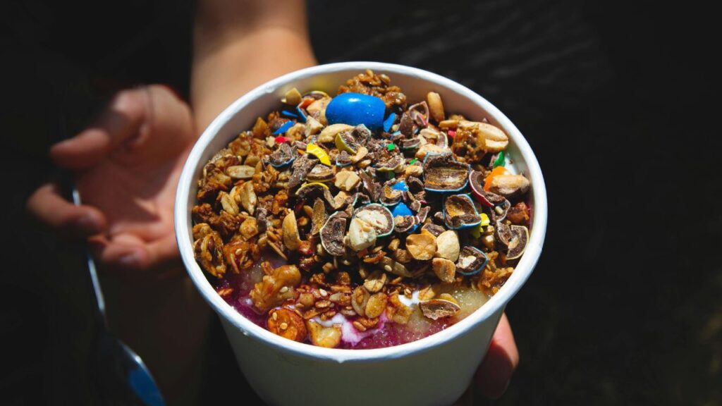 Exploring Playa Bowls and Healthy Alternatives