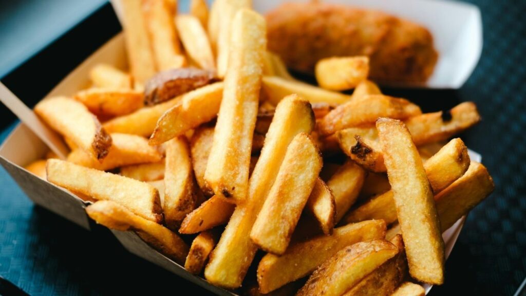 In-Game Interactions with the Snack-Loving Combatant