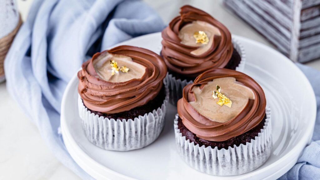 The Core Event The Fall of a Royal Favorite